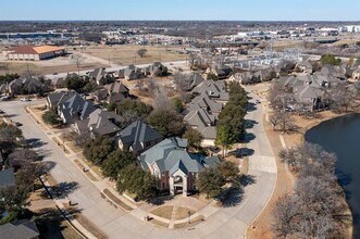 1004 Drake Dr in Euless, TX - Building Photo - Building Photo