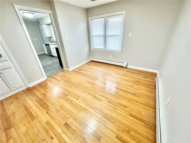 624 Ruth Ave in Dayton, OH - Foto de edificio - Building Photo