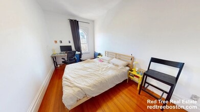 470 Beacon St, Unit 9 in Boston, MA - Building Photo - Building Photo