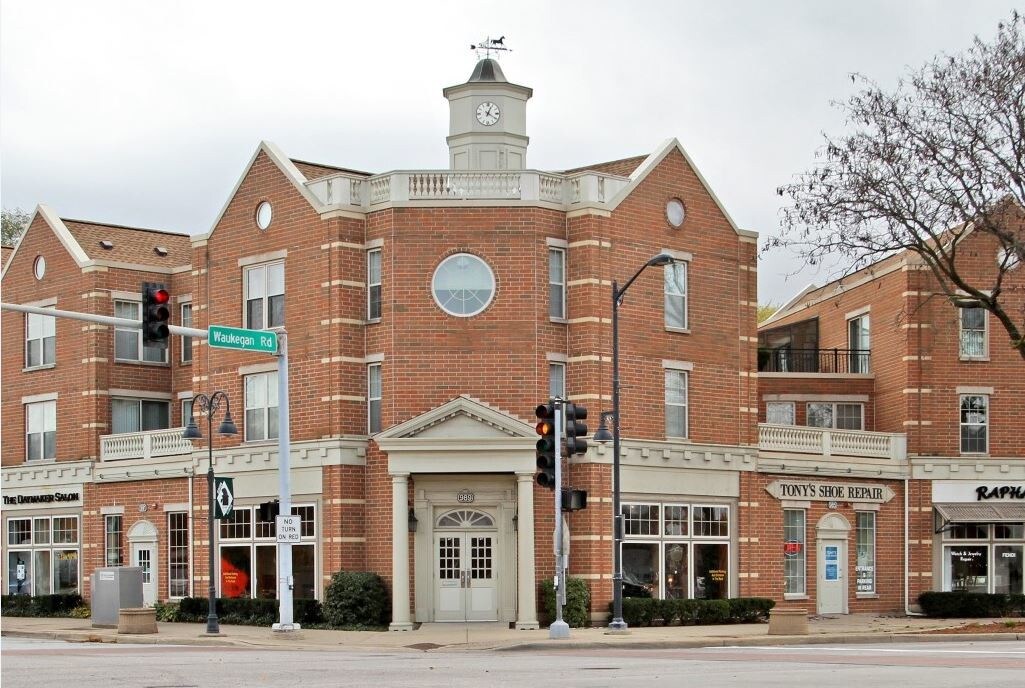 1621 Glenview Rd in Glenview, IL - Building Photo