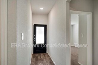 31664 Bard Ln in Bulverde, TX - Building Photo - Building Photo