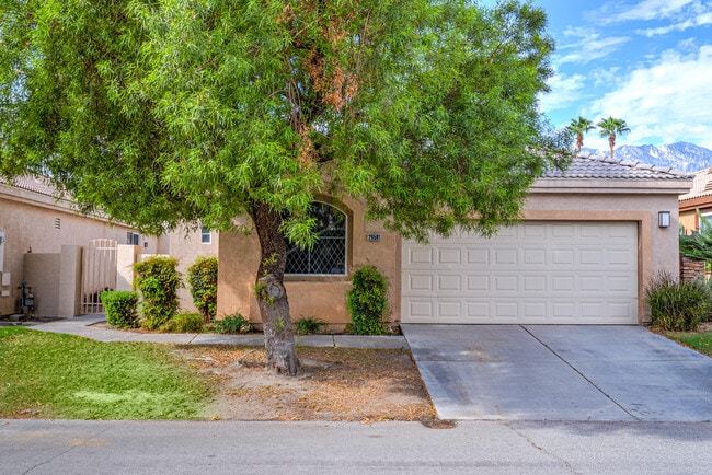 29581 W Laguna Dr in Cathedral City, CA - Building Photo - Building Photo