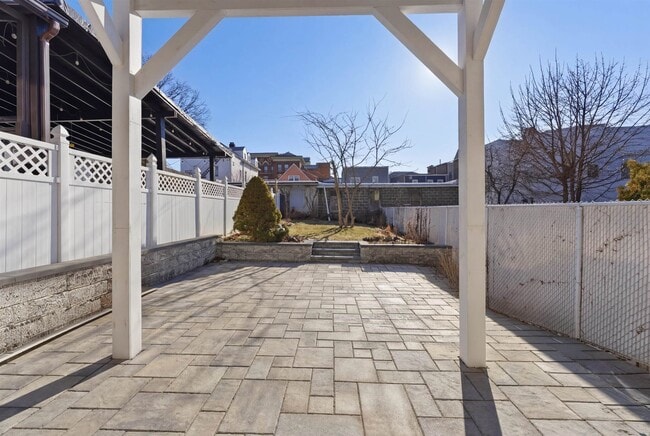 821 18th St in Union City, NJ - Building Photo - Building Photo