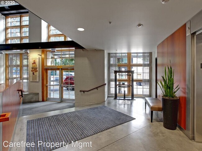 1420 NW Lovejoy St-Unit -#725 in Portland, OR - Building Photo - Building Photo