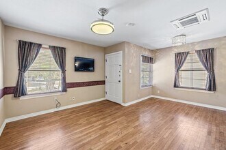 1510 Piedmont Ave in Austin, TX - Building Photo - Building Photo