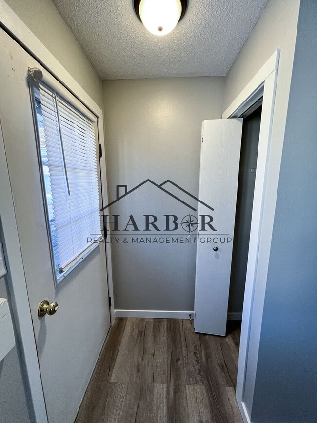 property at 737 6th St