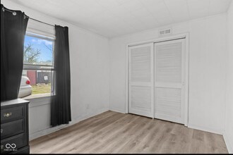 1842 W Kessler Blvd N Dr in Indianapolis, IN - Building Photo - Building Photo