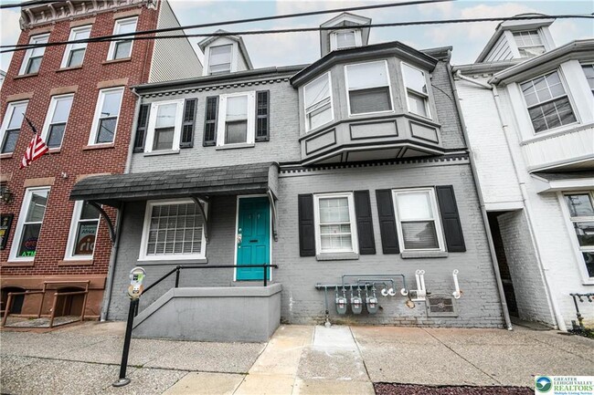 property at 459 Linden St