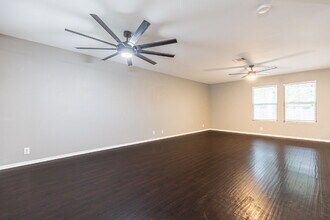 11119 Rindle Ranch in San Antonio, TX - Building Photo - Building Photo