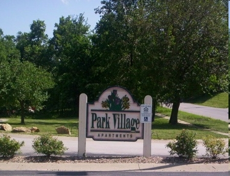 Park Village in Parkville, MO - Building Photo - Building Photo