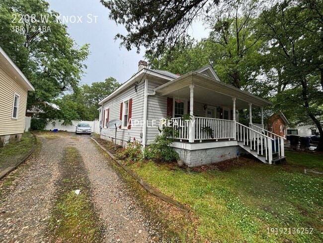 2208 W Knox St in Durham, NC - Building Photo - Building Photo
