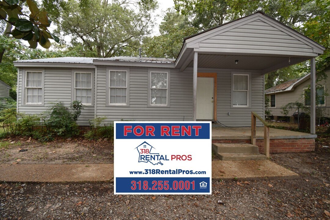 123 Calvin Ave in Ruston, LA - Building Photo