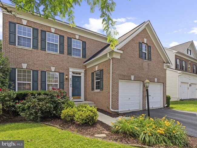 43103 Lake Ridge Pl in Leesburg, VA - Building Photo - Building Photo