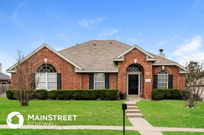 property at 1325 Fox Glenn