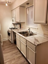 W163N11504 Windsor Ct, Unit Germantown Condo in Germantown, WI - Foto de edificio - Building Photo