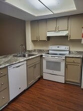 12510 White Bluff Rd in Savannah, GA - Building Photo - Building Photo