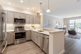 69 Foundry St in Wakefield, MA - Building Photo - Building Photo