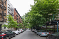 227 E 88th St in New York, NY - Building Photo - Building Photo