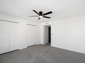 122 S Hardy Dr, Unit 6 in Tempe, AZ - Building Photo - Building Photo