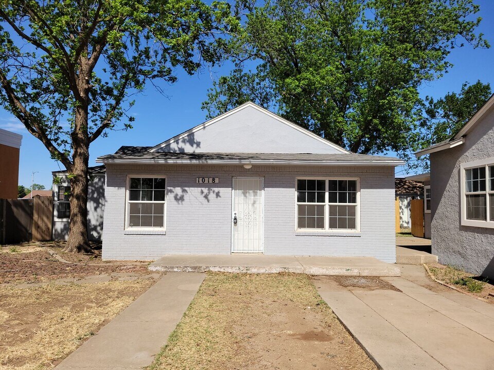 1018-1020 Pile St in Clovis, NM - Building Photo