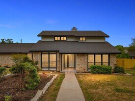 10404 Spicewood Mesa in Austin, TX - Building Photo