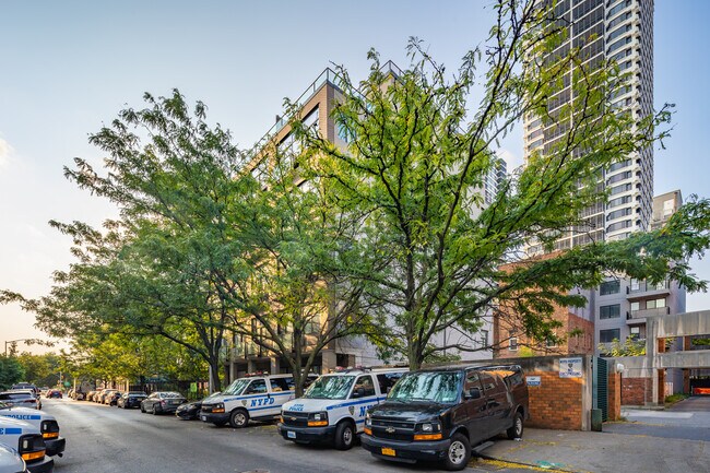 230 East 124th Street in New York, NY - Building Photo - Building Photo