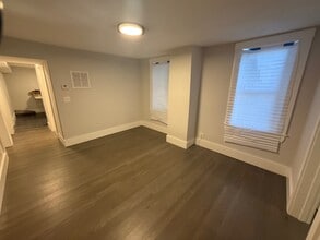 2 Cottage St in Boston, MA - Building Photo - Building Photo