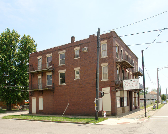 904-908 Putnam Ave in Zanesville, OH - Building Photo - Building Photo