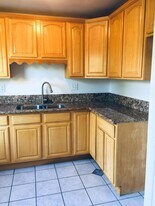 410 S Sierra Madre Blvd, Unit 21 in Pasadena, CA - Building Photo