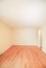 2835 N Cambridge Ave, Unit #214 in Chicago, IL - Building Photo - Building Photo