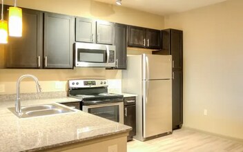 6520 Jamail Dr in Houston, TX - Building Photo - Building Photo