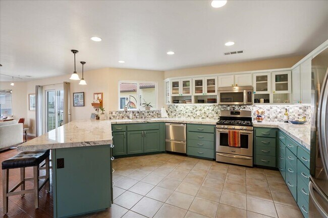 1181 Main St-Unit -1185 Main in Morro Bay, CA - Foto de edificio - Building Photo