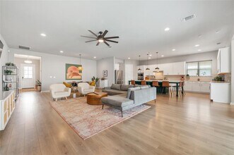 8600 Chrysler Bend in Austin, TX - Building Photo - Building Photo