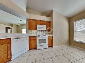 11240 Lake Lanier Dr in Riverview, FL - Building Photo - Building Photo