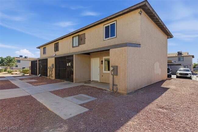 property at 3517 Rio Robles Dr