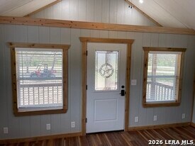 3795 Forest Trail Dr in Bandera, TX - Building Photo