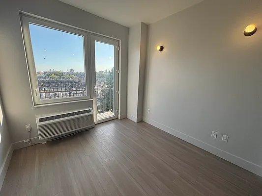 499 Concord Ave in Bronx, NY - Building Photo - Building Photo