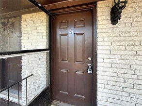 514 Clover Dr in Buford, GA - Building Photo - Building Photo