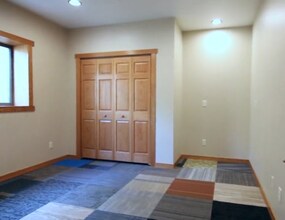 308 9th Ave in Eau Claire, WI - Building Photo - Building Photo