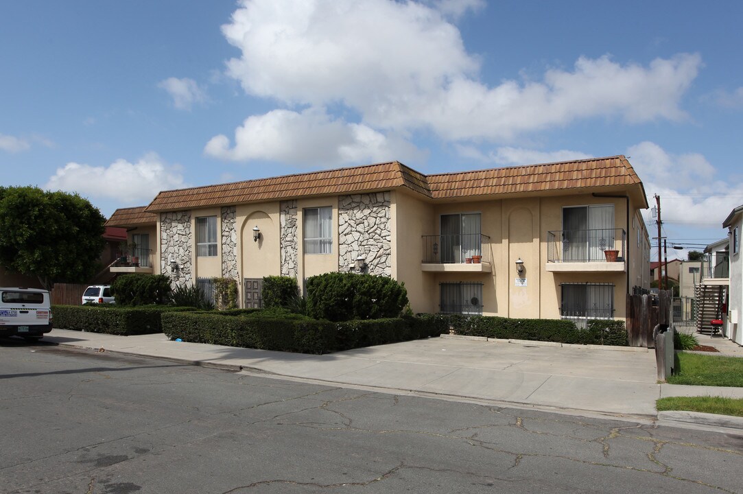 4218 47th St in San Diego, CA - Foto de edificio