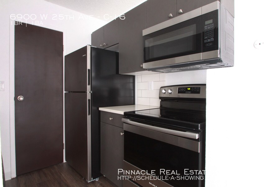 6900 W 25th Ave-Unit -C-16 in Edgewater, CO - Foto de edificio
