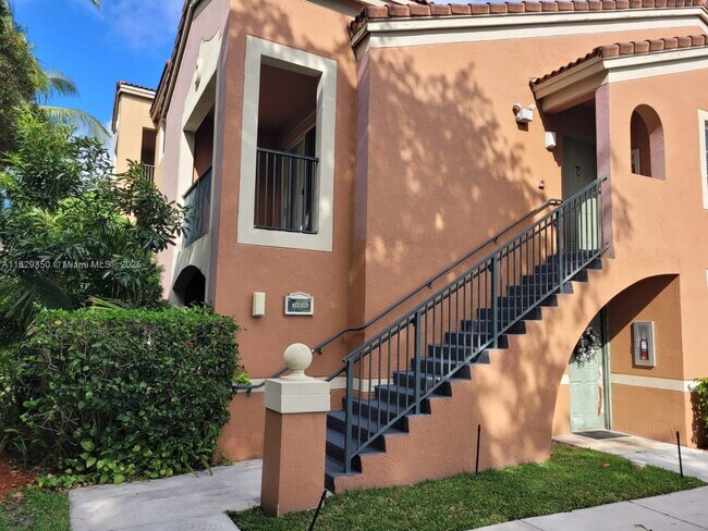 property at 7910 N Nob Hill Rd
