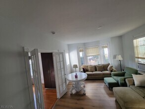 140 Prospect St in Leonia, NJ - Building Photo - Building Photo