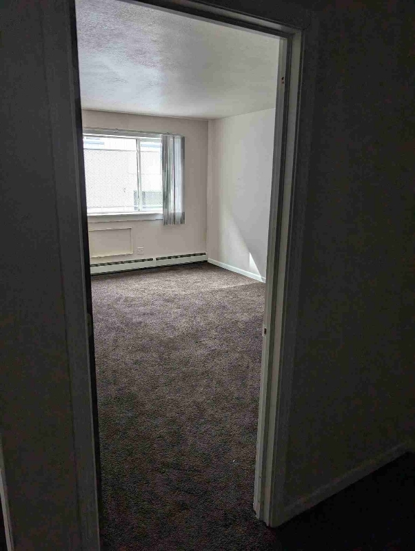 2900 W Highland Blvd in Milwaukee, WI - Building Photo - Building Photo