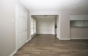 13611 Ravensway Dr in Cypress, TX - Building Photo - Building Photo