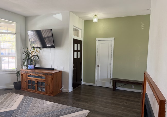 162 W Woodbury Dr in Meridian, ID - Building Photo - Building Photo