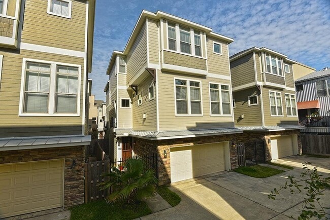 property at 2441 Charleston St