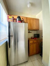 38 George St, Unit 1 in Medford, MA - Foto de edificio - Building Photo