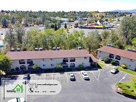 333 Boulder Creek Dr in Redding, CA - Building Photo
