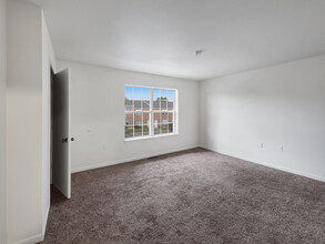 Pershing Pointe in Cheyenne, WY - Building Photo - Building Photo